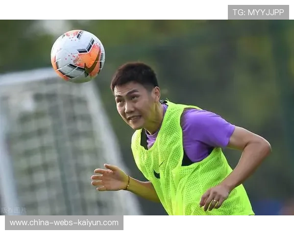 多豪门盯上高大中卫，1米96天赋成焦点